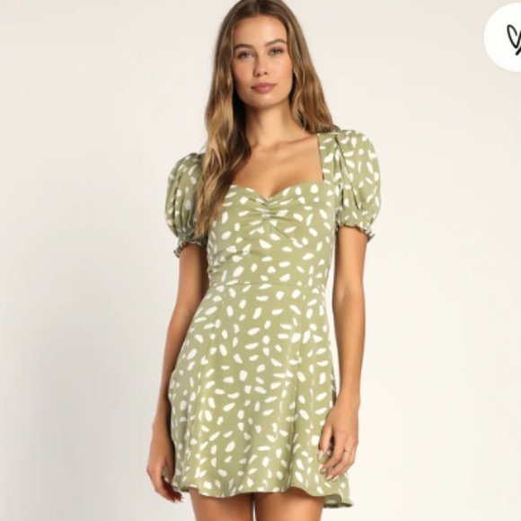 Lulu's Green Puff Sleeve Mini Sundress for Casual Occasions - Picture 1 of 4